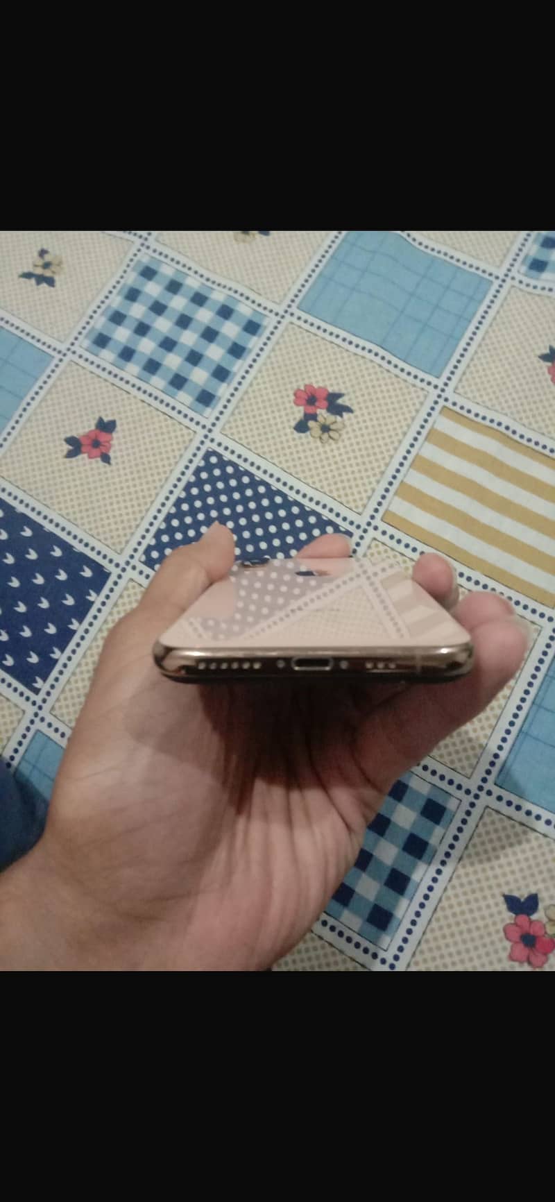 Apple iPhone XS 3