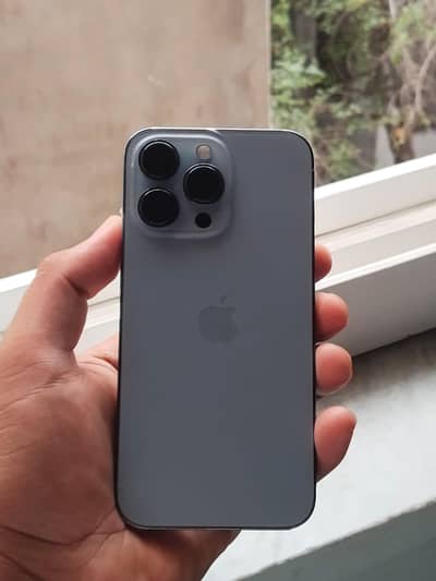 Apple iPhone 13 Pro