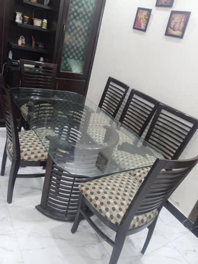 6 seater daining table