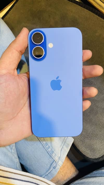 iPhone 16 jv non pta 95% health 10/10 lust like new phone blue color