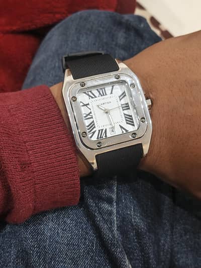 Cartier watch for sale 10/9 water prove