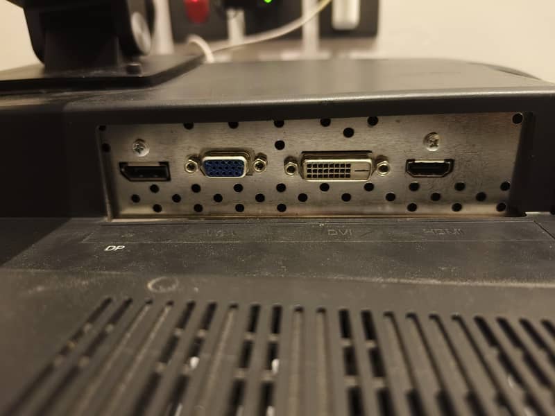 Planar 2k Display 3