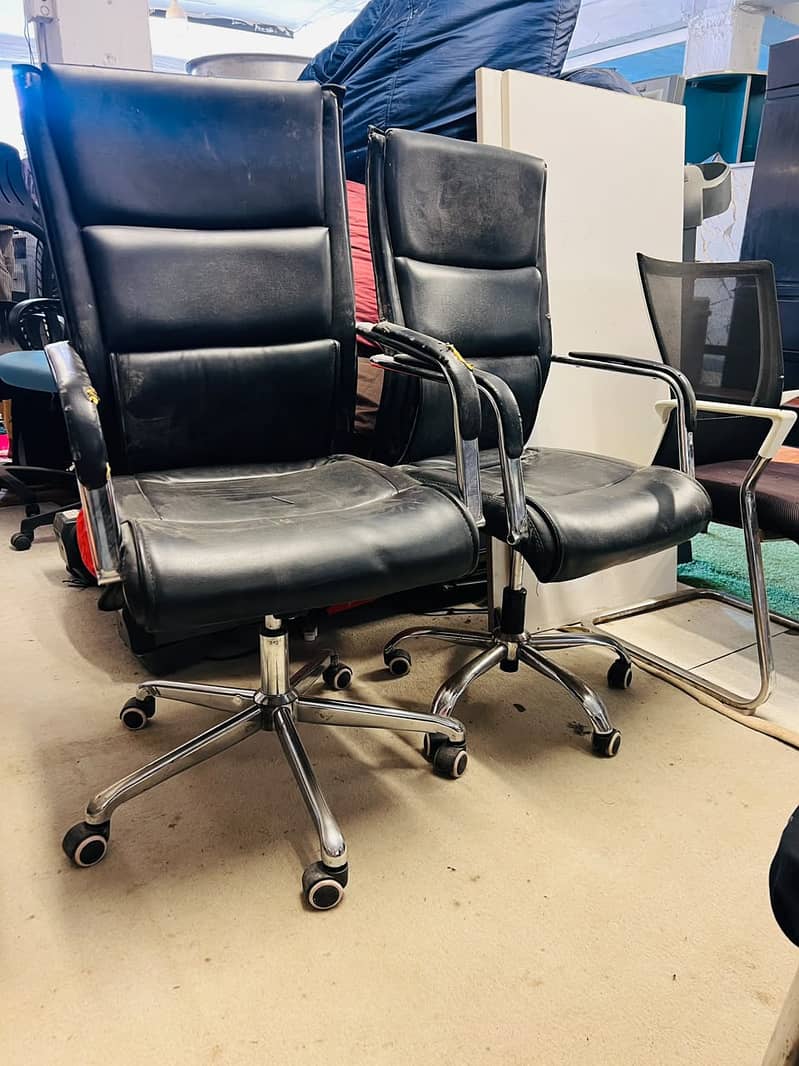 Office chairs/Office table/Draws/Tables/Racks/Sofas/Computer Tables 15