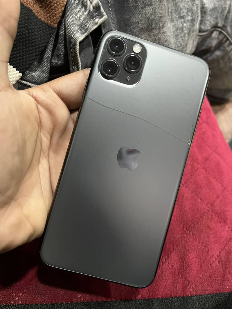 iPhone 11 Pro Max 0