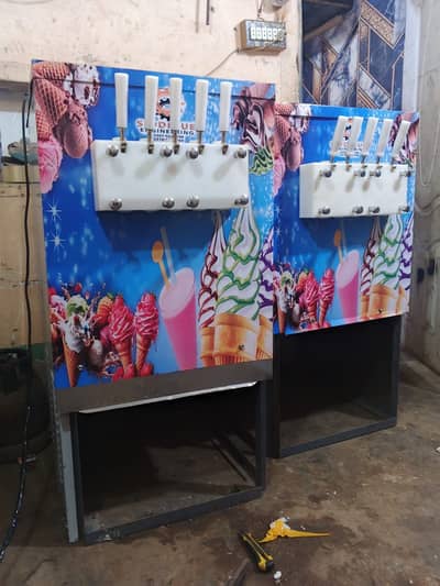 SOFT ICE CREAM MACHINES FOR SALE URGENTLY