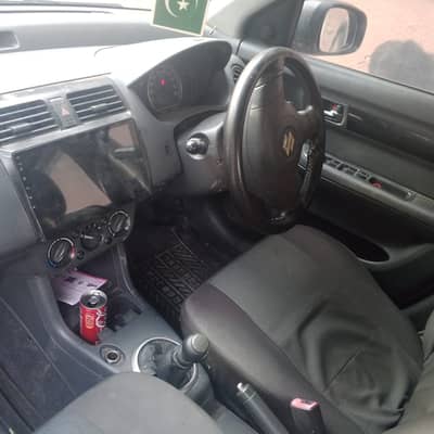 Suzuki Swift 2012