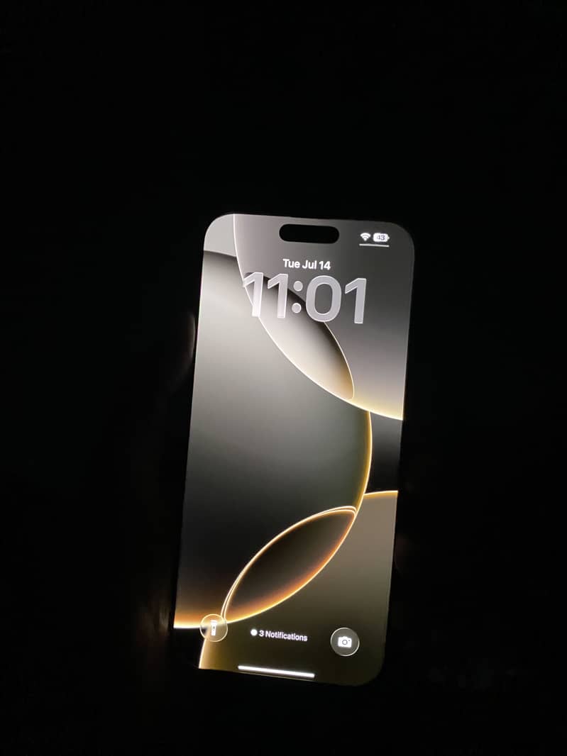 IPHONE 16 pro max 3