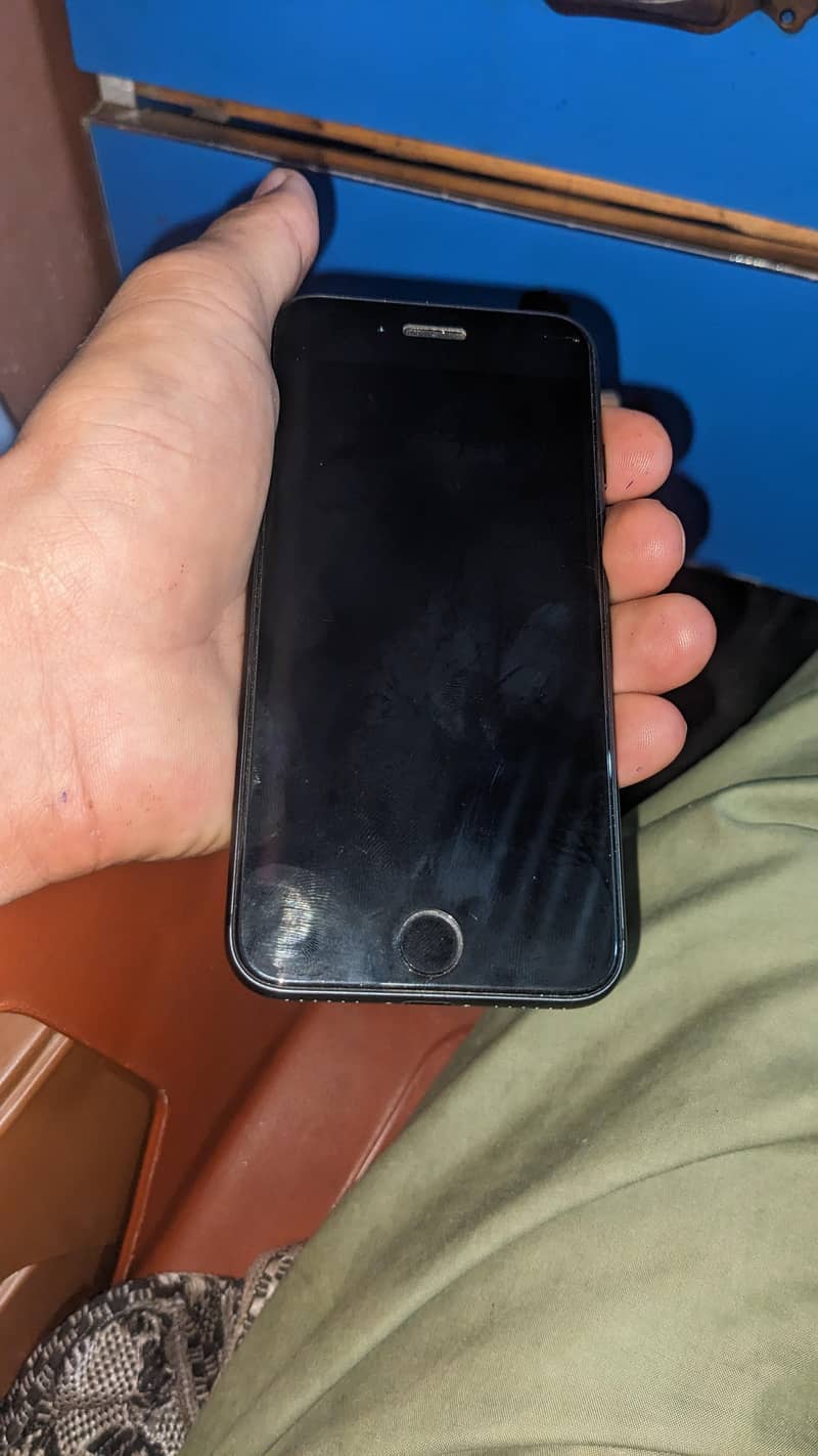 Apple iPhone 8 2