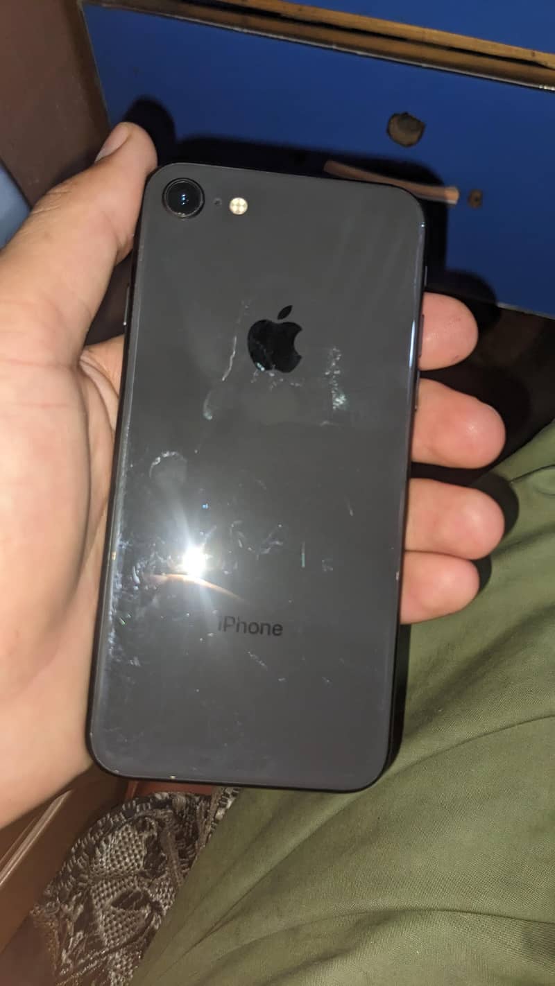 Apple iPhone 8 6