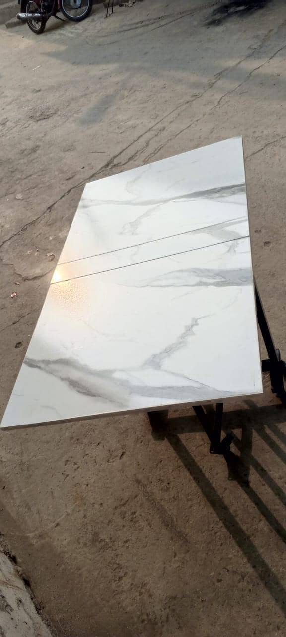 Dinning Table 4