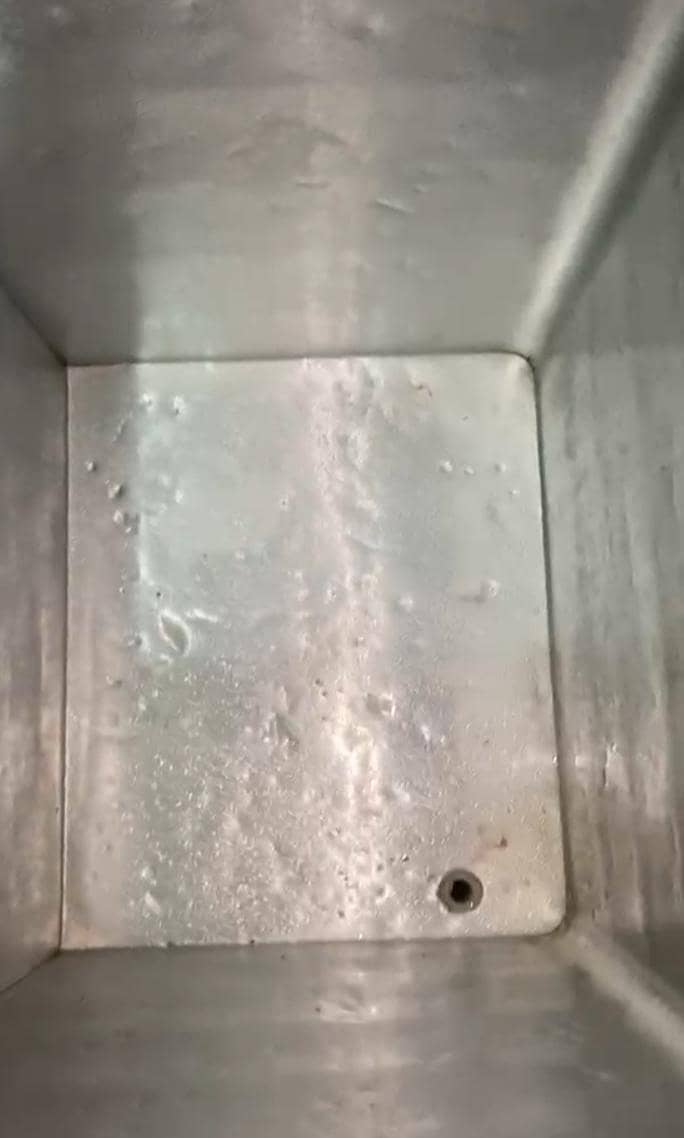 waves Deep freezer Door 6