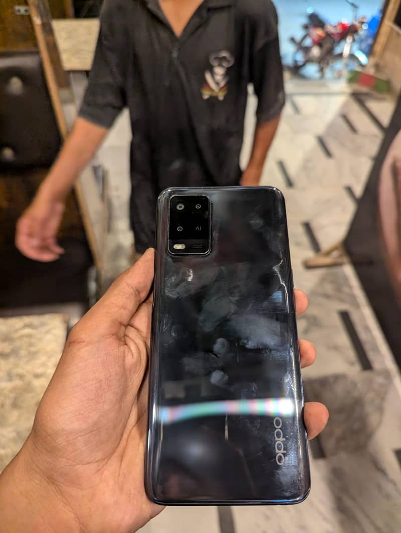 OPPO A54 4