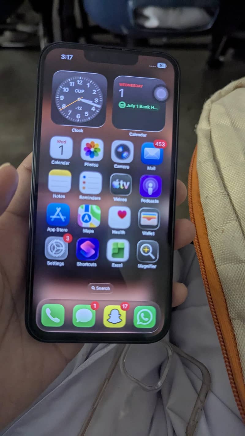 Apple iPhone 13 6