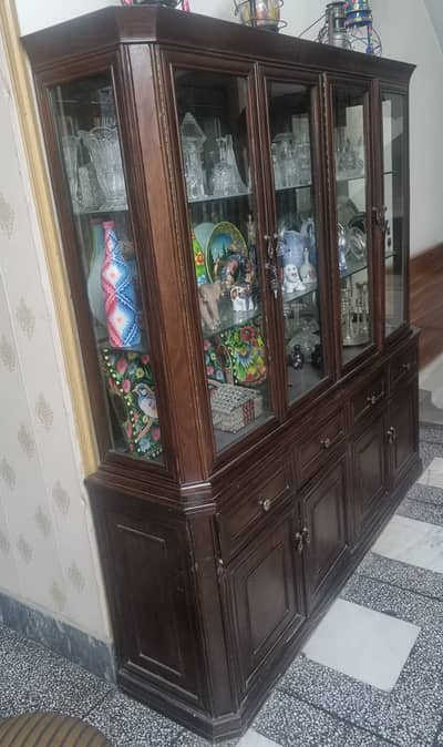 Glass, mirror and wooden showcase