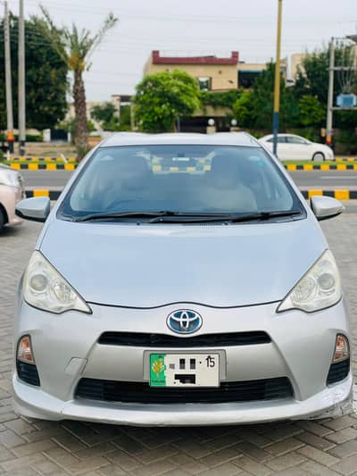 Toyota Aqua 2015