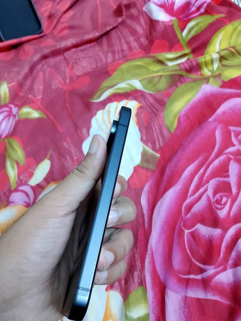 Google Pixel 9 2