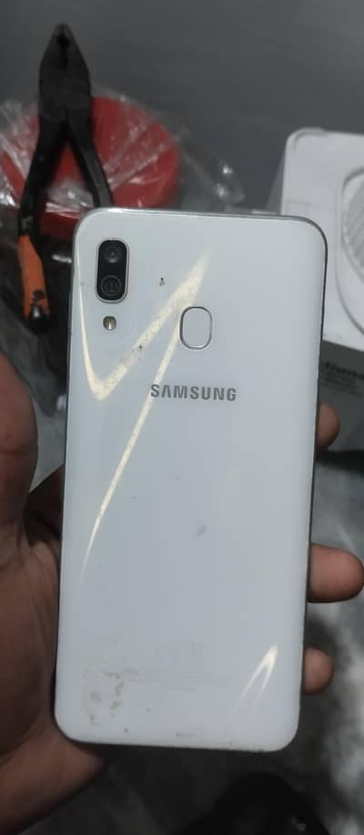 Samsung Mobile A30