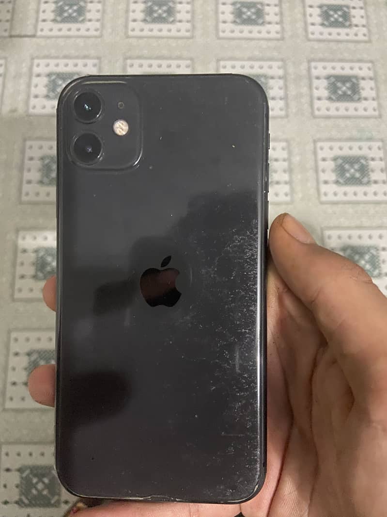 Apple iPhone 11 0