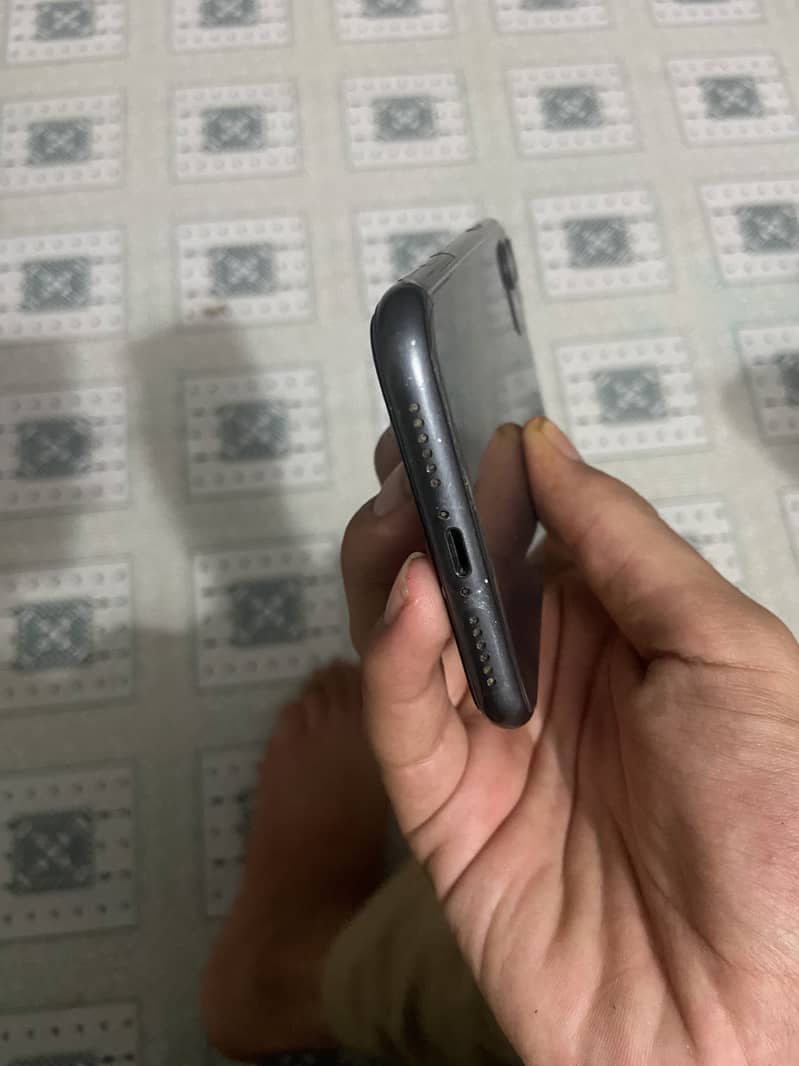 Apple iPhone 11 2