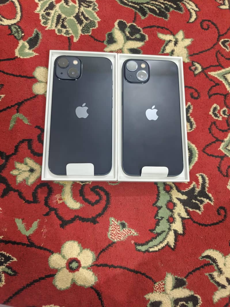 Apple iPhone 13 2