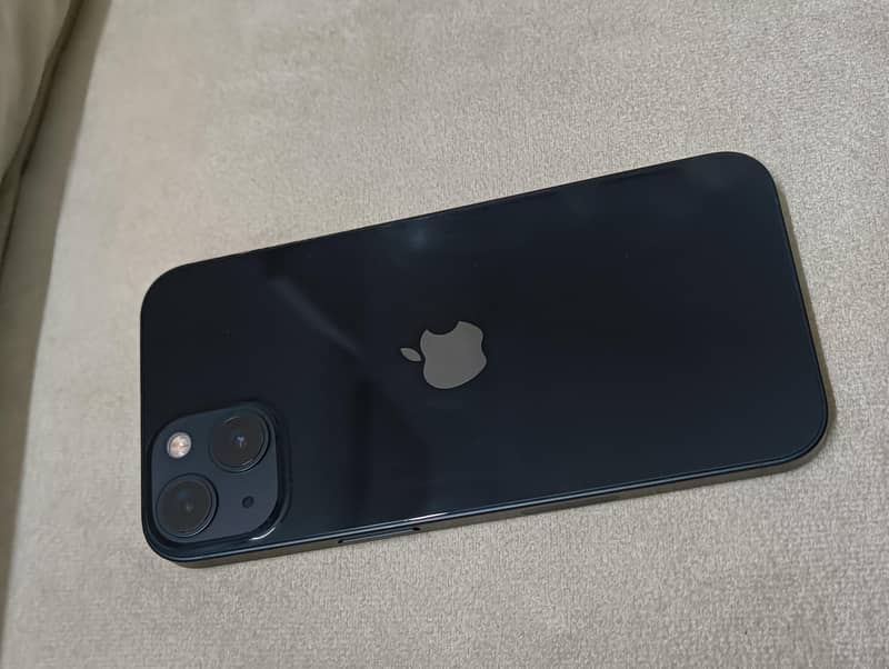 iPhone 13 11
