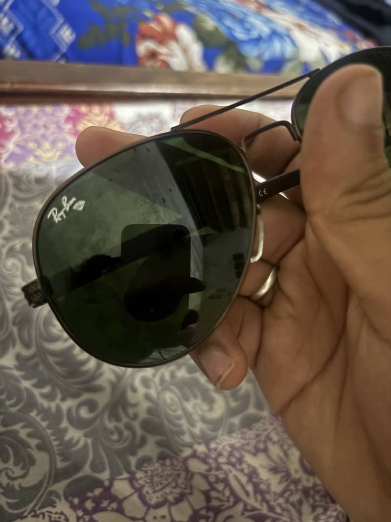 Glasses  0