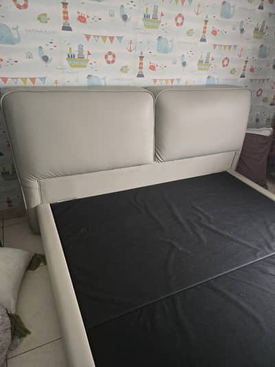 queen bed from zubaidas home store , solid bed , new bed , queen bed