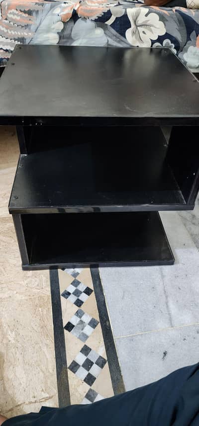 3 shelves corner or side table black long lasting in new condition