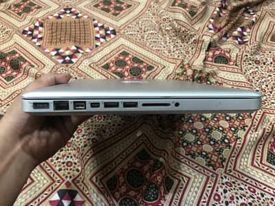 Apple mackbook pro