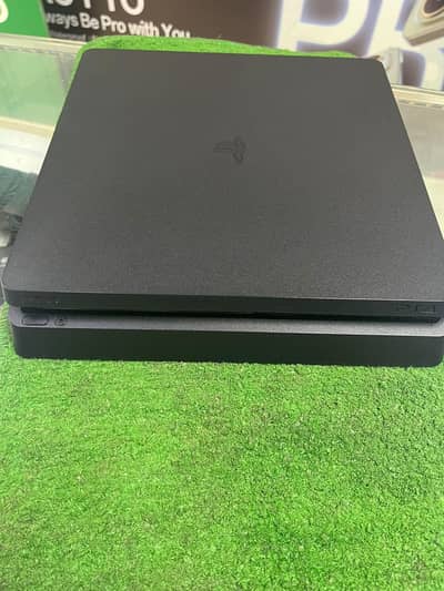 PS4 slim non-repaired (sealed)