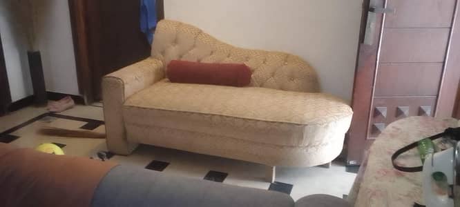 dewan for sale