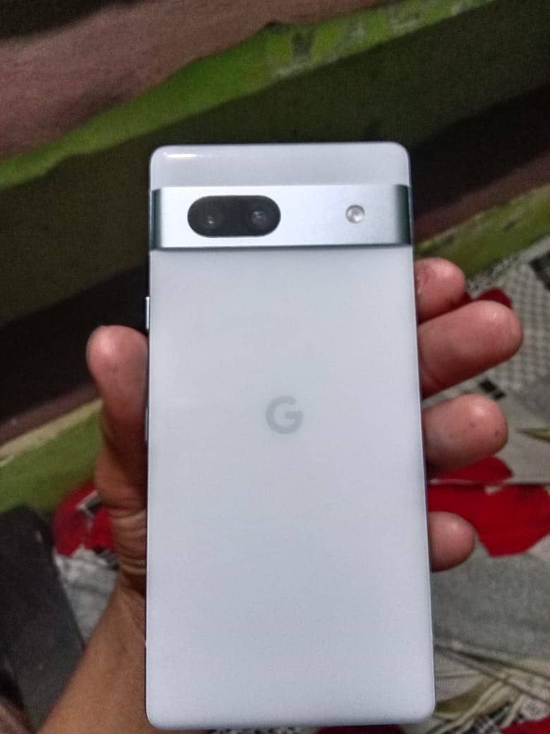Google Pixel 7a 2