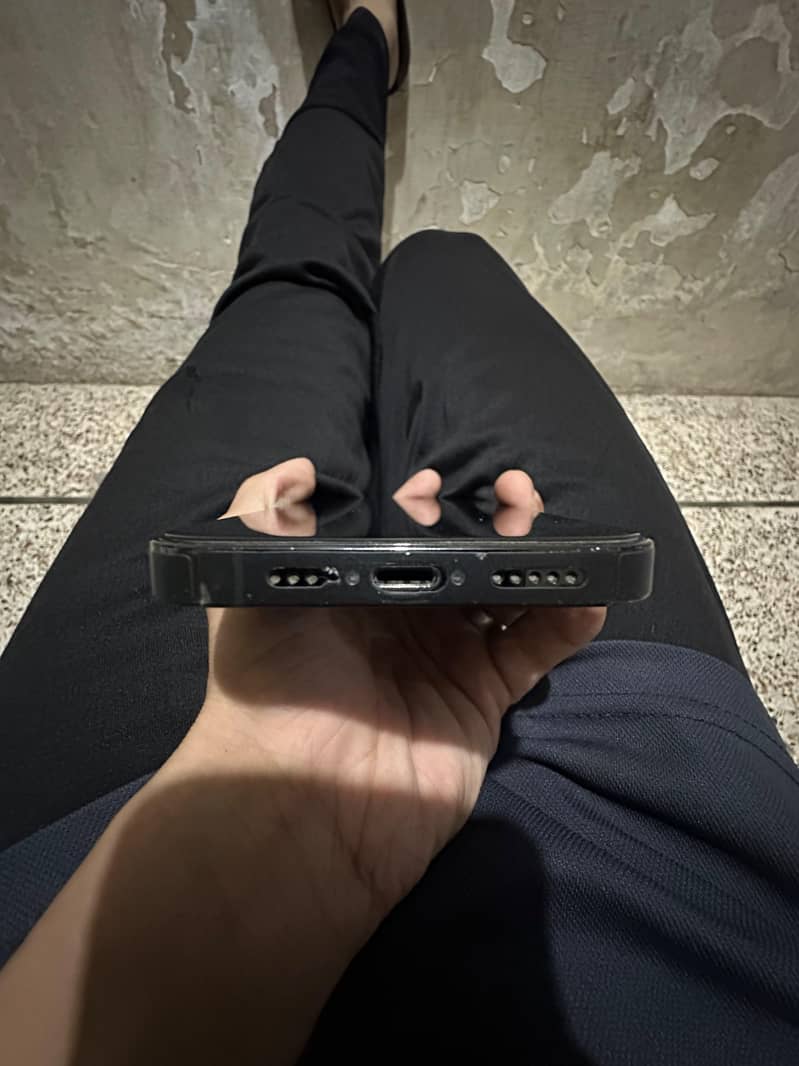 iphone 14 pro 2
