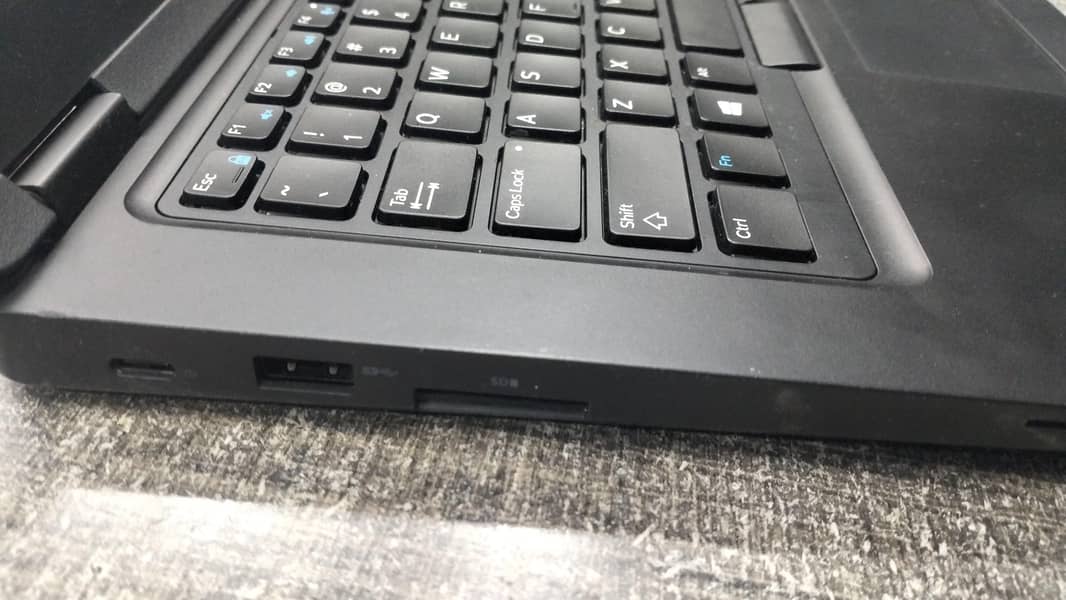 DELL 5490 3