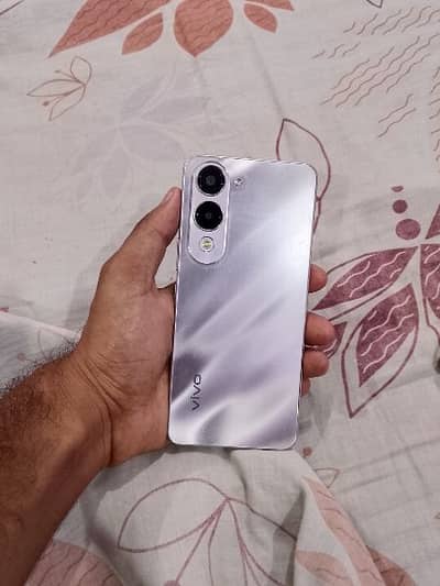 vivo y04 4/128 with box pack set