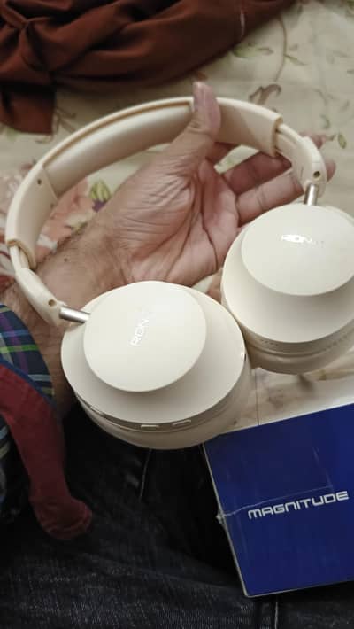 Ronin R-1505 Wireless headphones