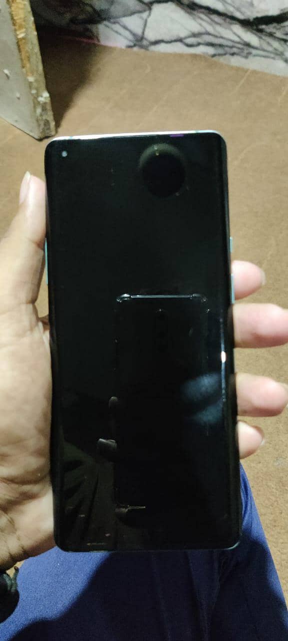 One plus 8 pro 4