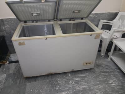 Dawlance two door. on efreezer, and  fridge 03244020650