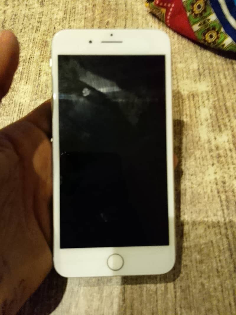 Apple iPhone 7 Plus 3