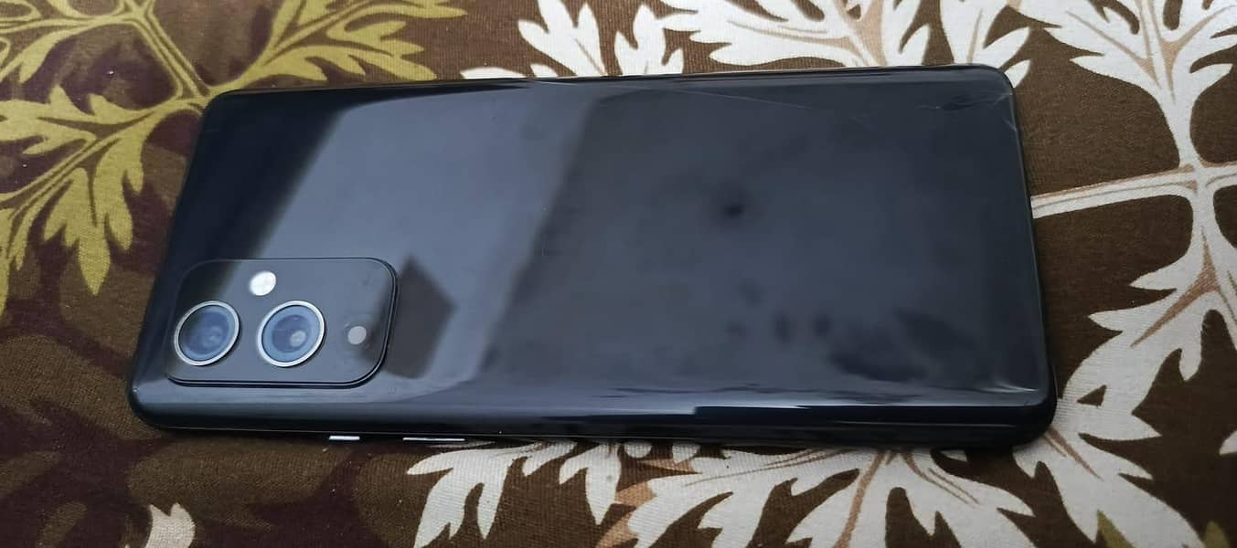 One Plus 9.5G 1