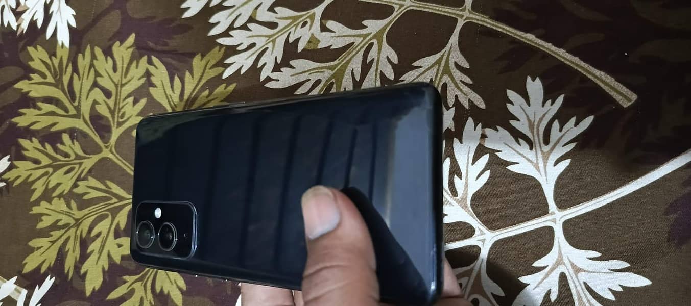 One Plus 9.5G 4