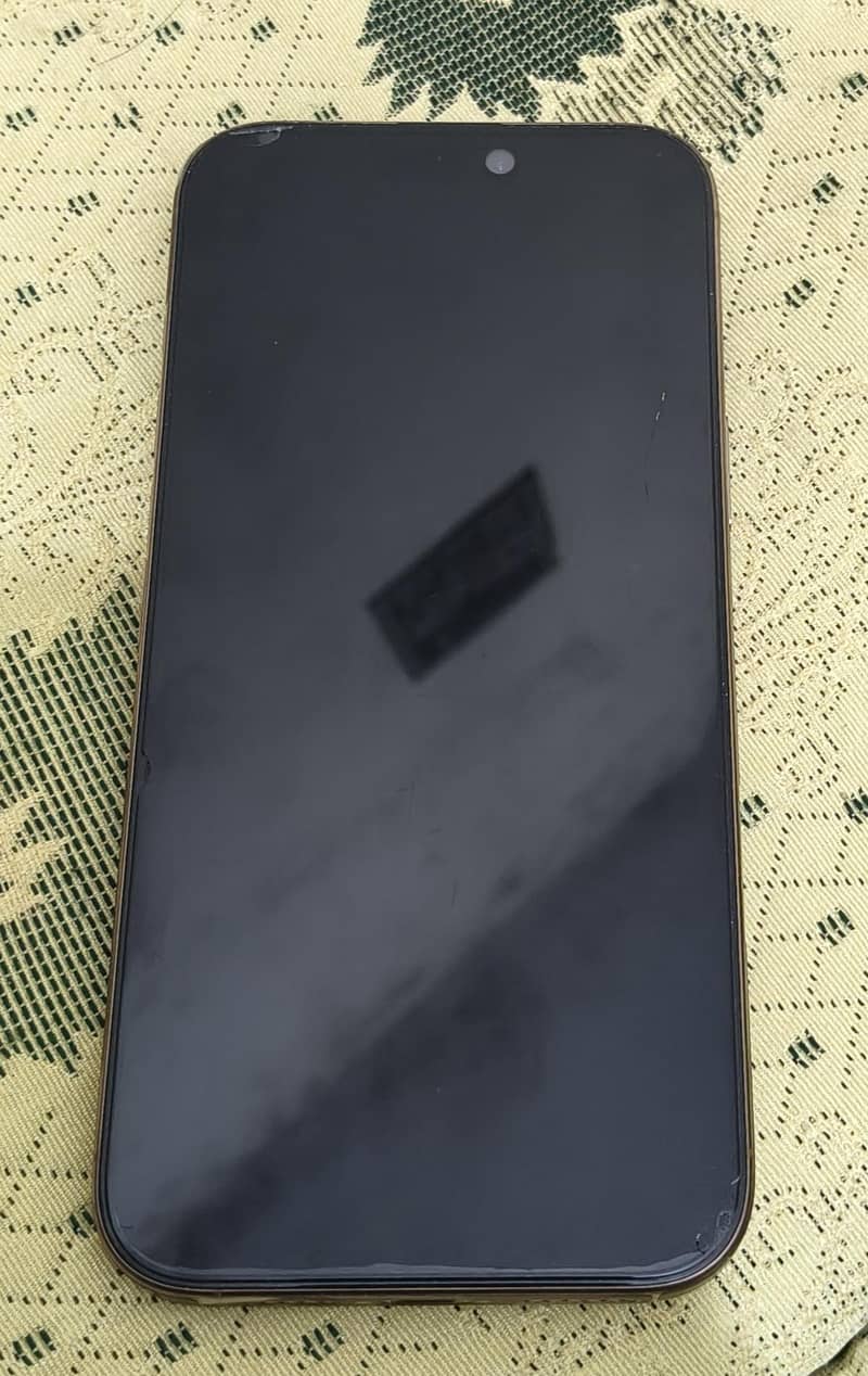Apple iPhone 16 Pro Max 3