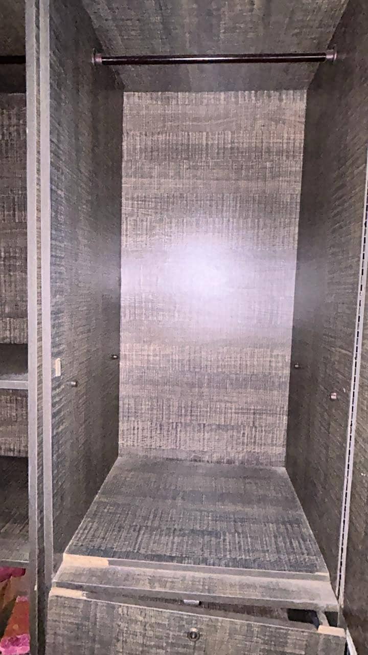 cupboard 0