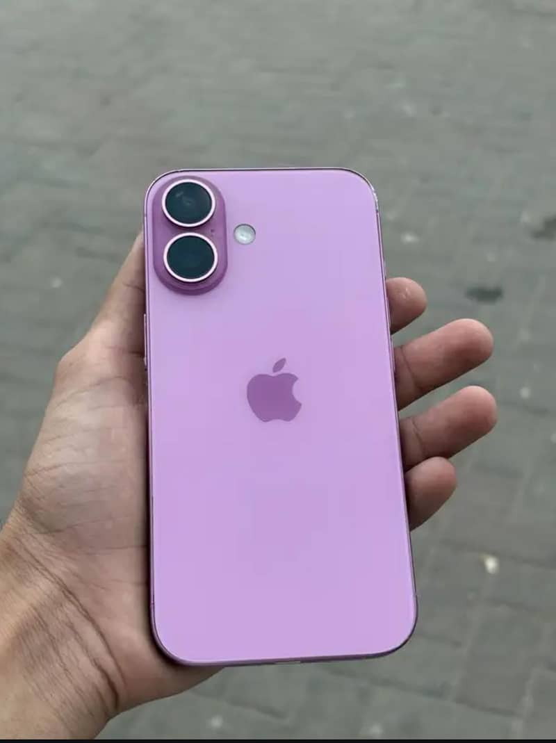 Apple iPhone 16 3