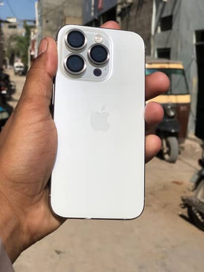 Apple iPhone 15 Pro