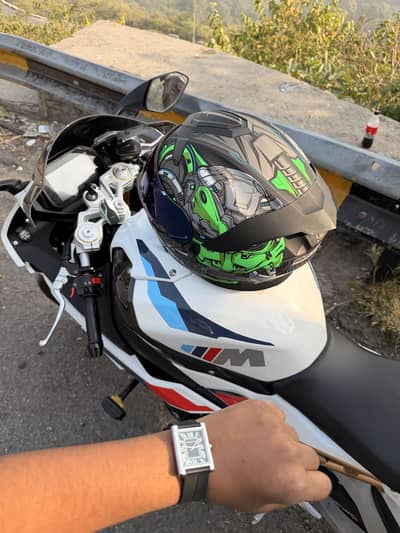 2025 M100RR 400CC (Chinese) – White – Urgent Sale