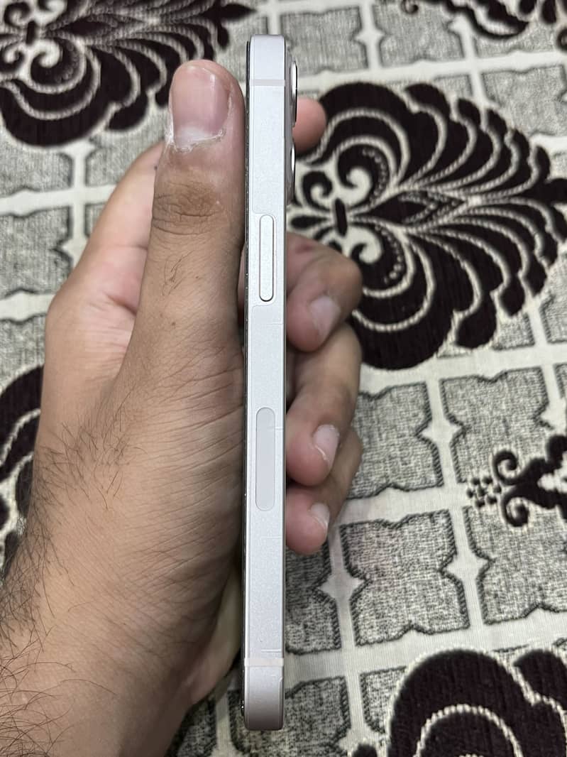 IPHONE 13 2