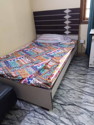 single bed with metres