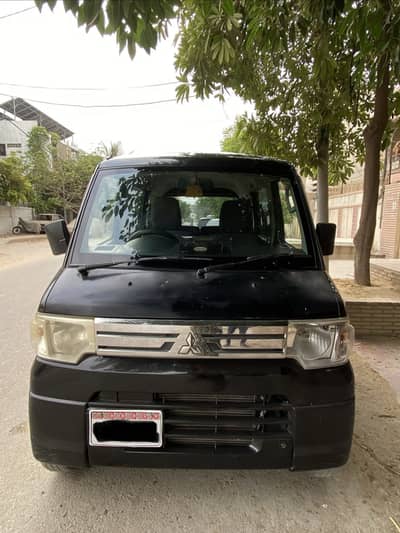 Mitsubishi Minicab Bravo 2013