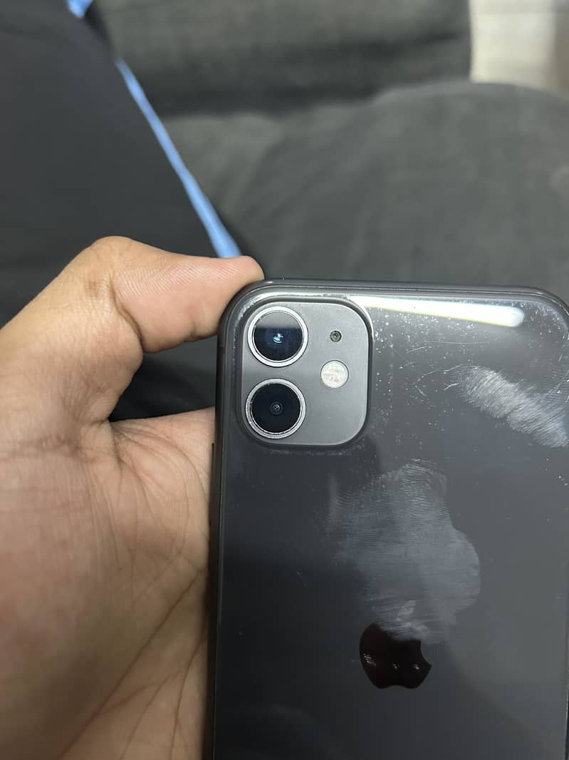 iPhone 11 7